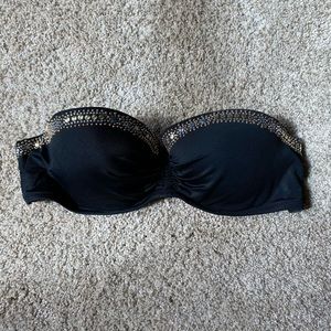 Black and gold strapless bikini top